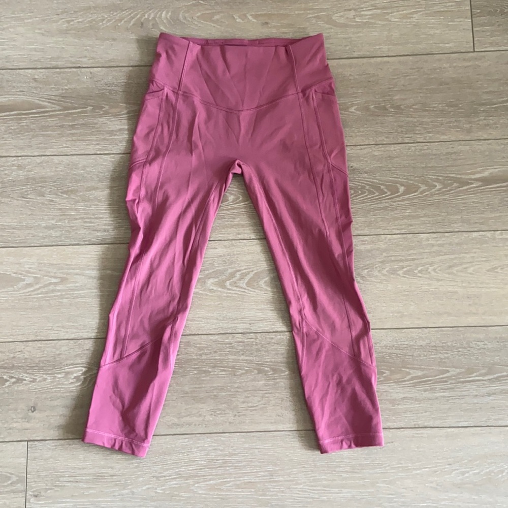Lululemon cropped leggings
